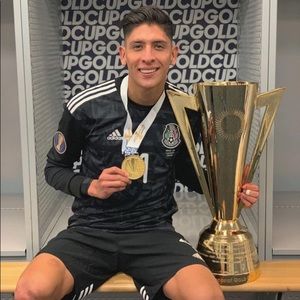 Meet your Posher, Juan